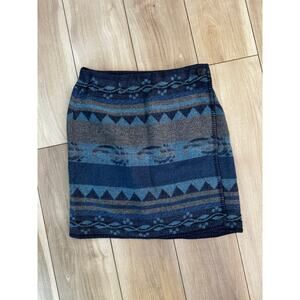 Wool skirt